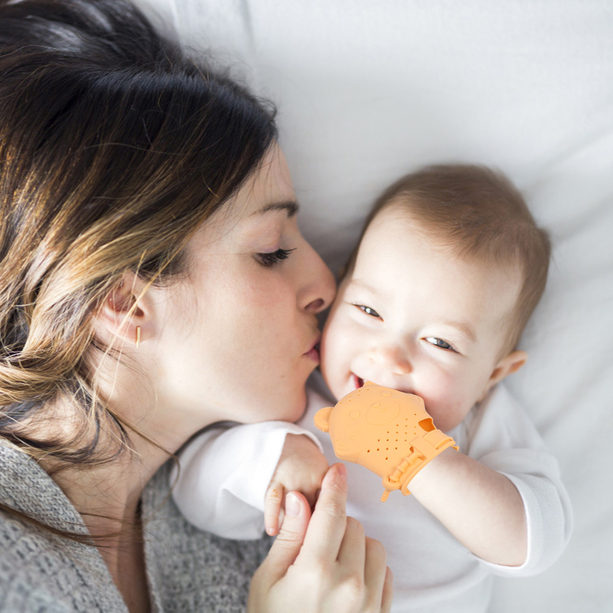 قفازات تسنين للأطفال من السيلي - مراجعة Teething Mitten Baby وسعره